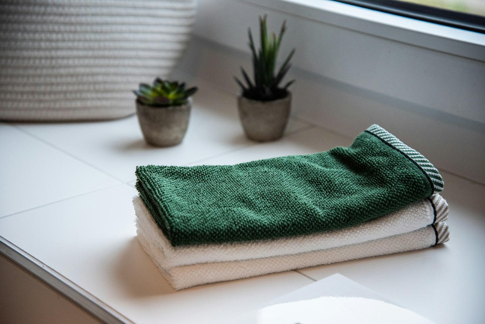 What should I prepare before the therapist arrives?